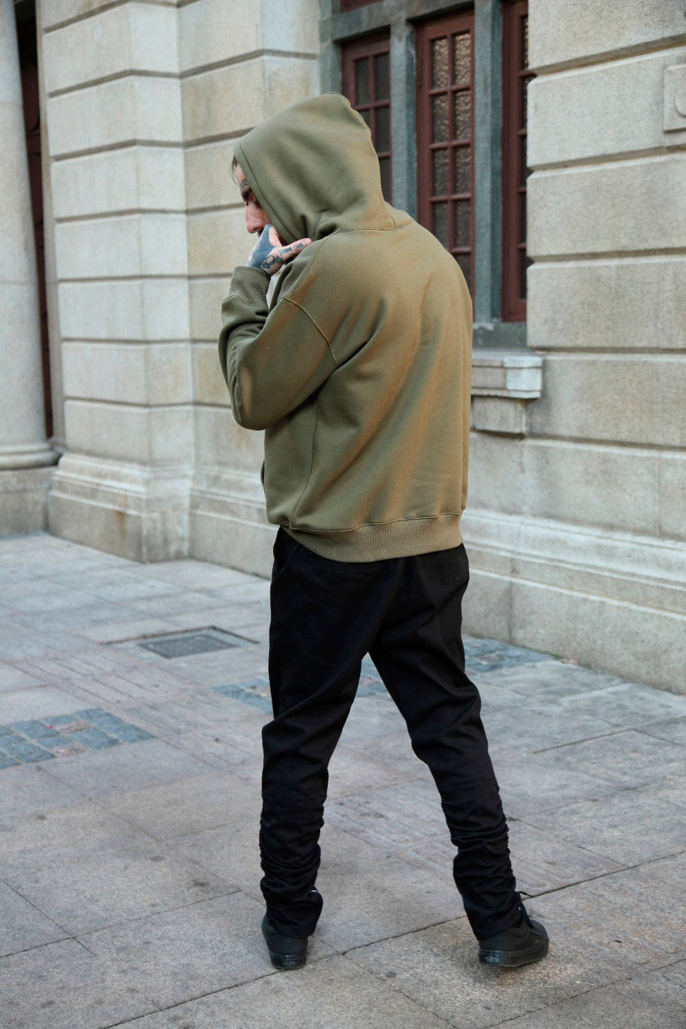 Men's Oversized Camel Hooded Sweater - Street Style Silhouette